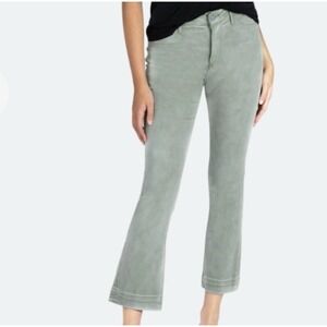 Articles of Society London Crop Flare Sage Green Jeans Size 26 Casual Preppy